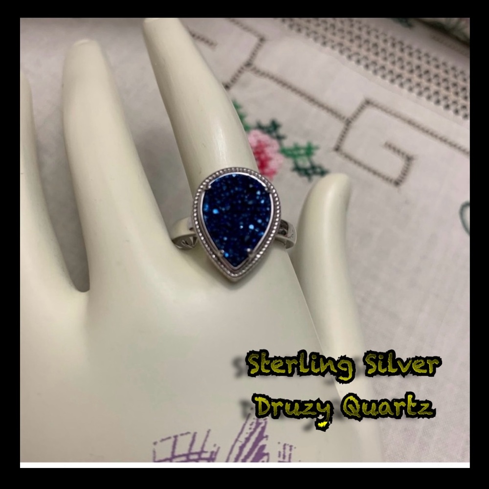 💕Royal blue color Druzzy Sterling Silver Ring.